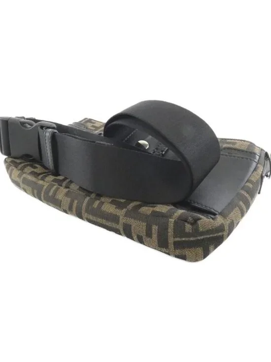 Fendi Baguette Waist Bag - Picture 3 of 5